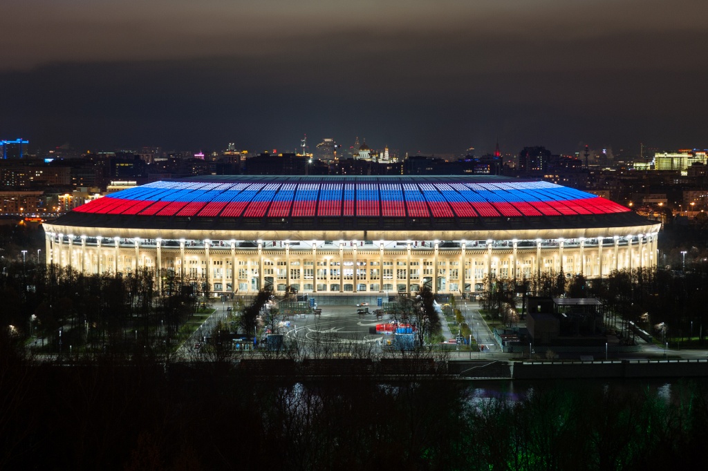 luzhniki-stadium-media-roof.jpg