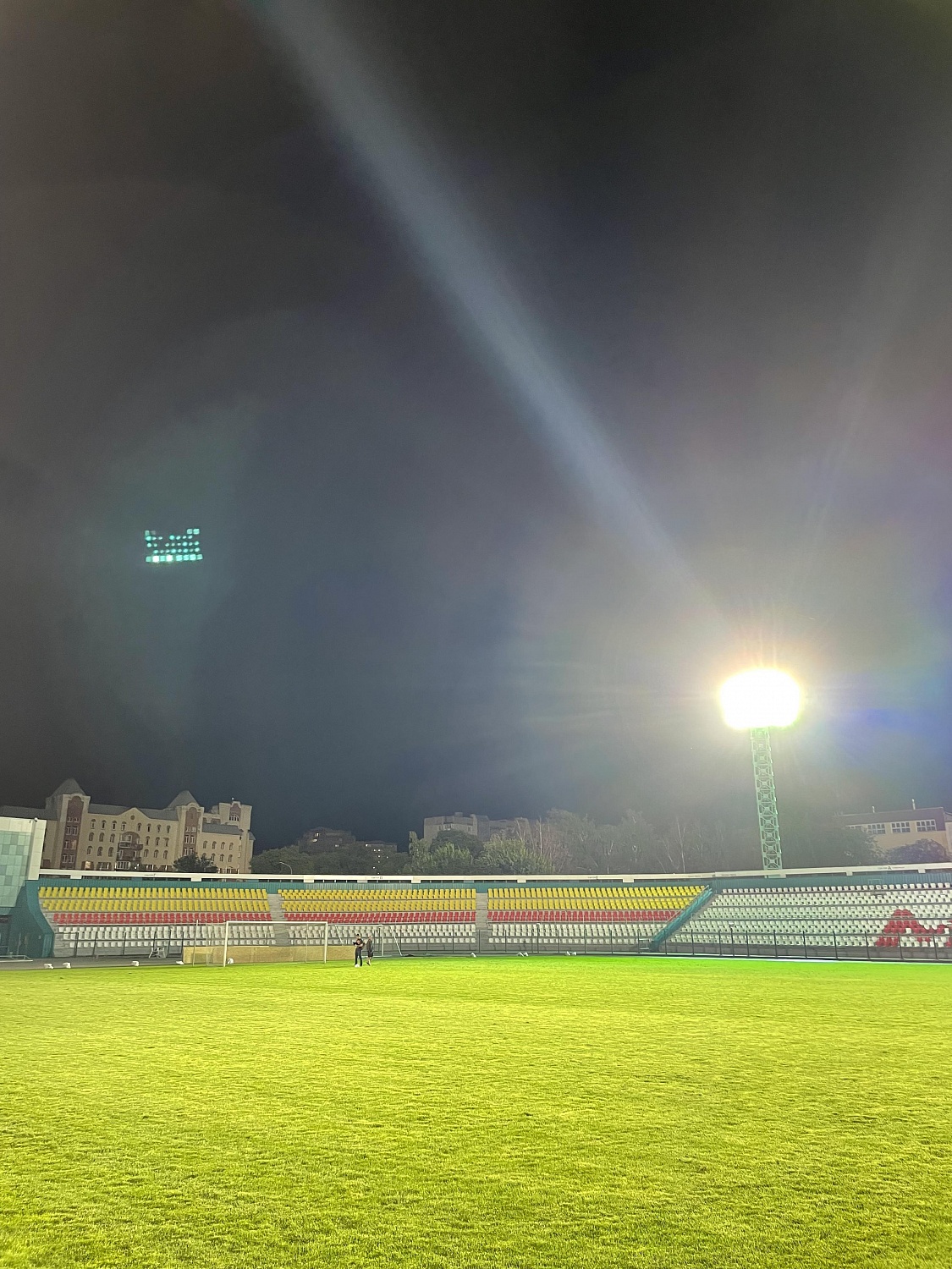 Модернизация спортивного освещения стадиона «Металлург» (г. Липецк)